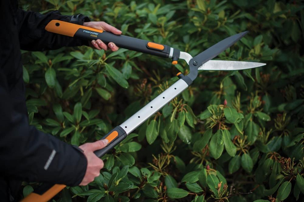 FISKARS Heckenschere Teleskop Heckenschere Smartfit HS86 - Neu