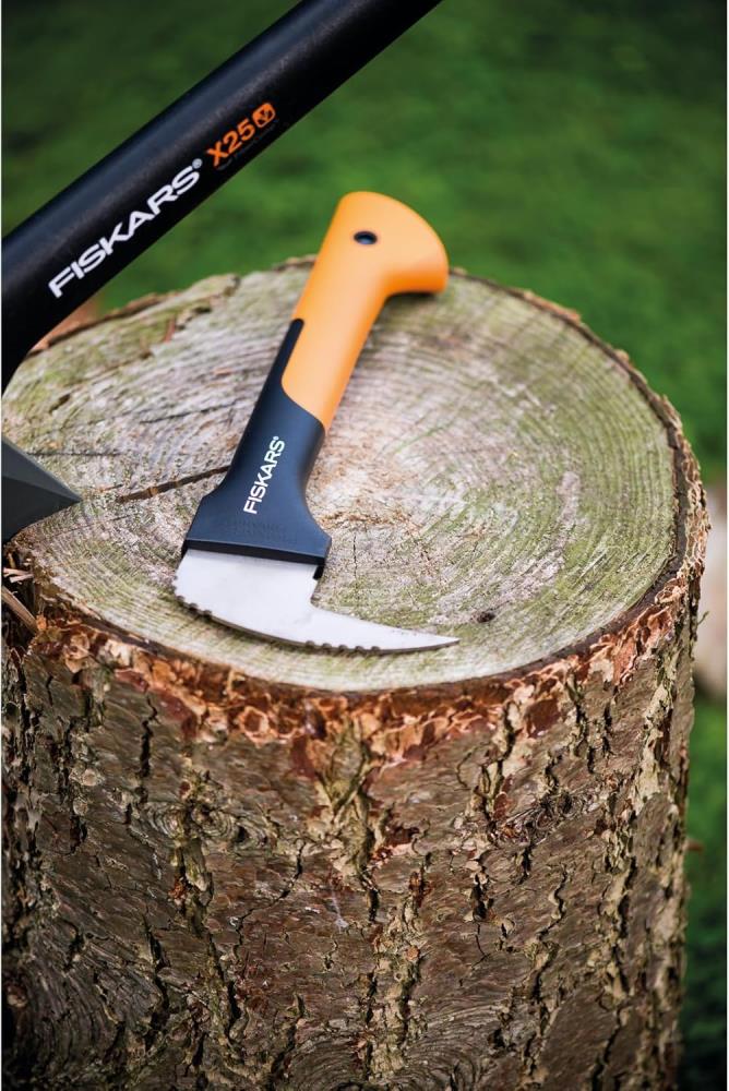 Fiskars Hand-Sappie XA2 zur Holzbearbeitung